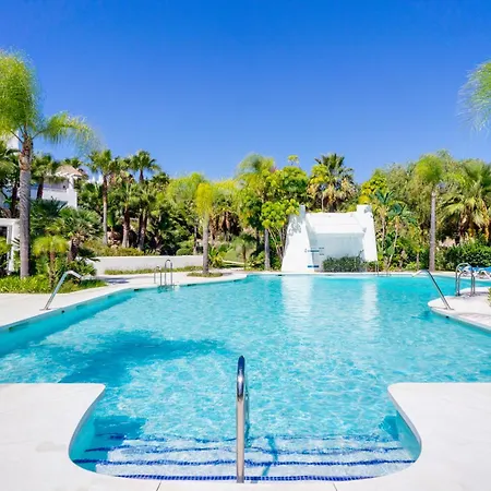 The Lagoon Apartment- Free Lagoon Access Apartment *